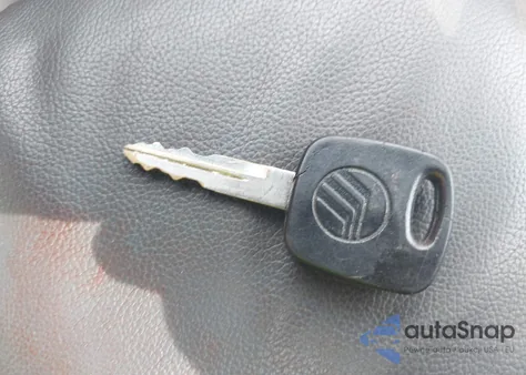 1999 Mercury Mountaineer из США, поврежденный, VIN 4M2ZU55P2XUJ06929